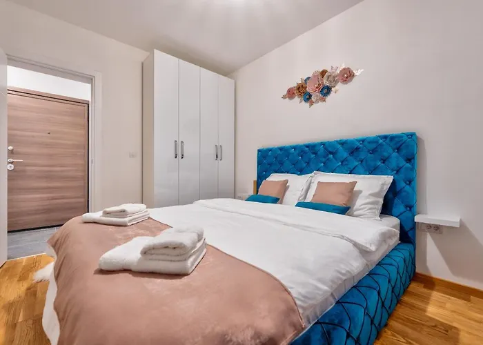 Apartman Let's Hide *